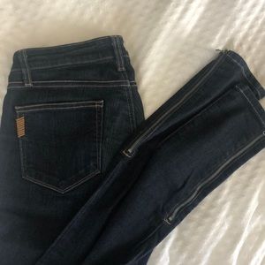 High waisted Paige jeans with zipper bottom